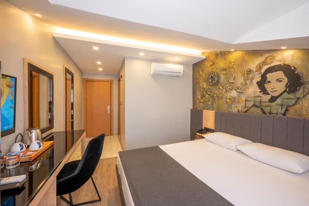 هتل گرند پالاس باتومی